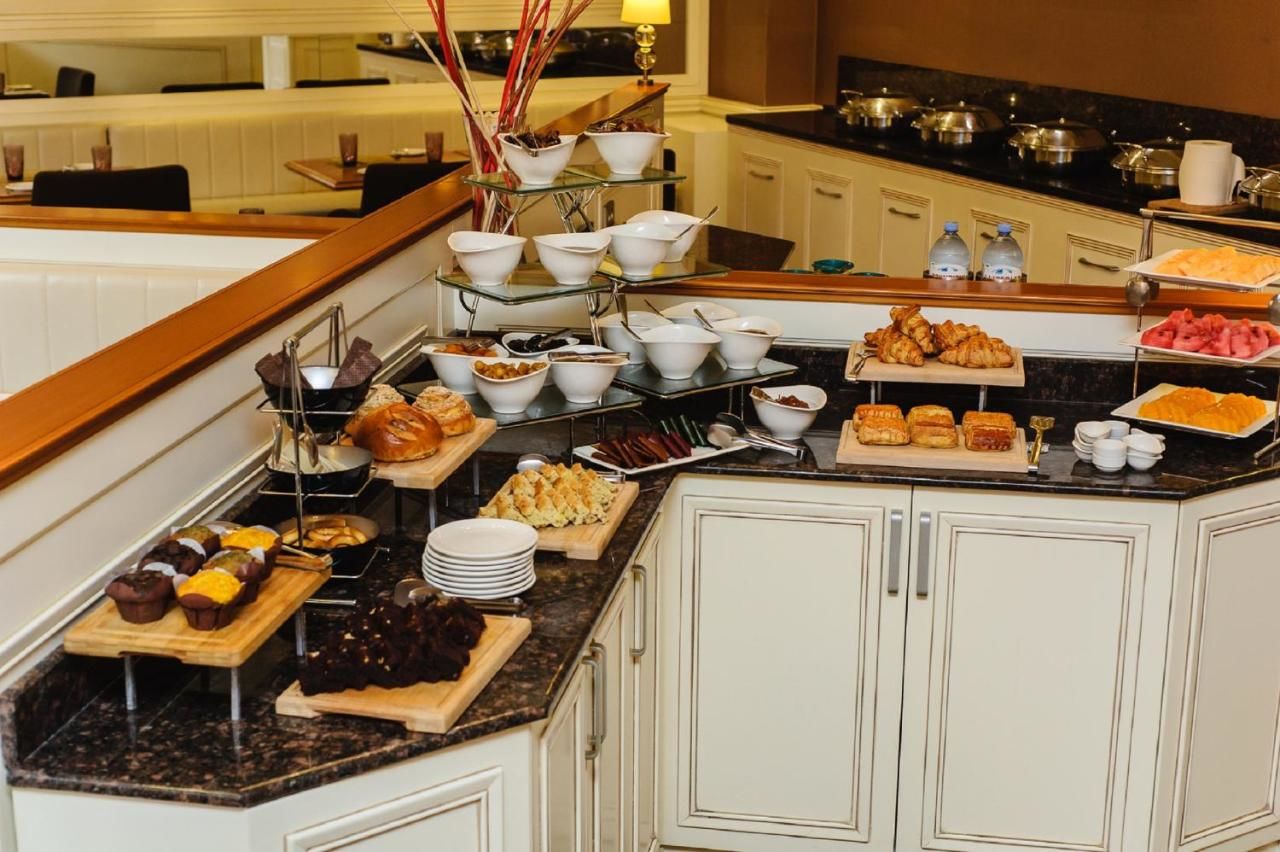 Отель Divan Suites Batumi Батуми-18