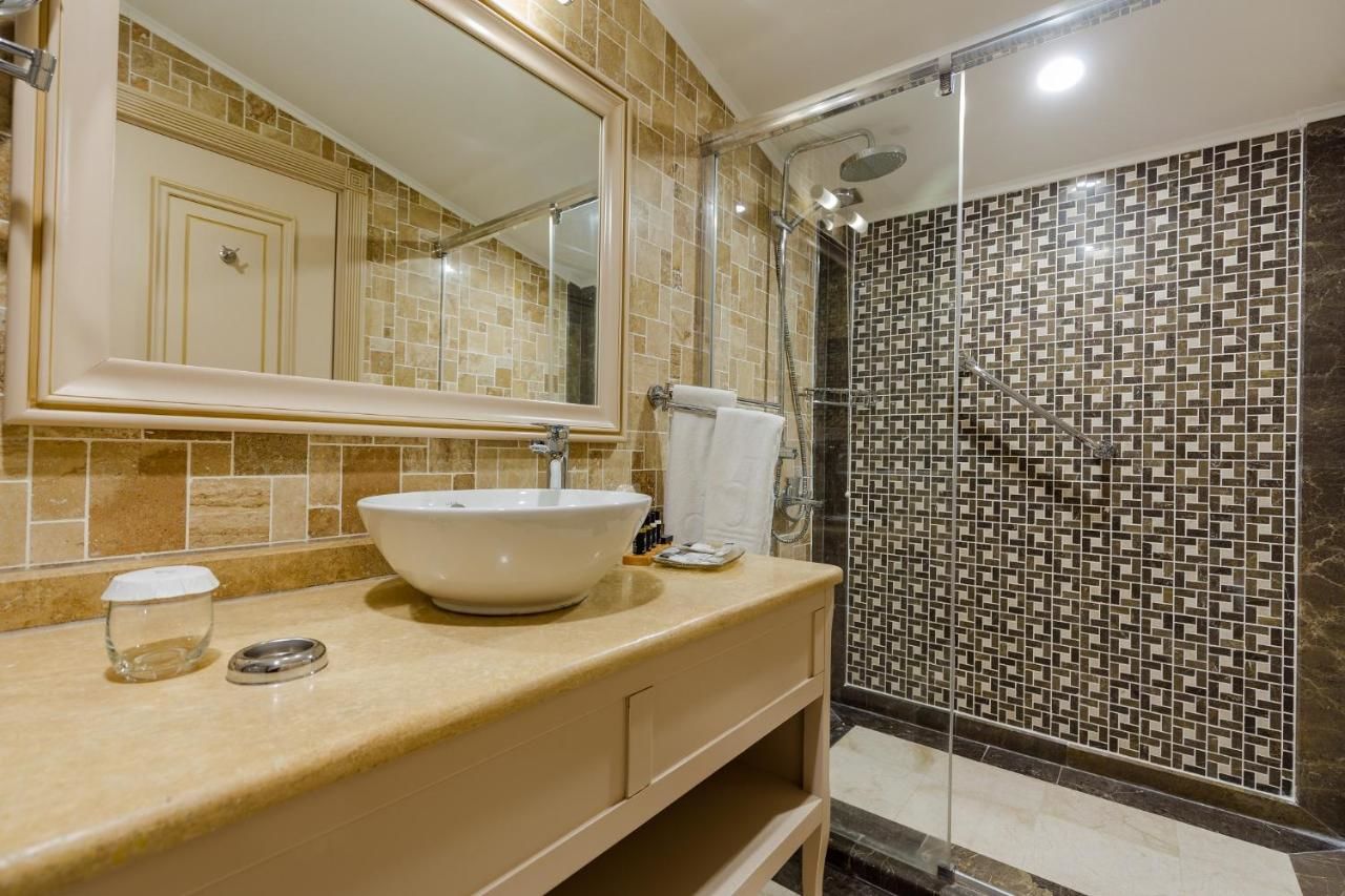 Отель Divan Suites Batumi Батуми-20