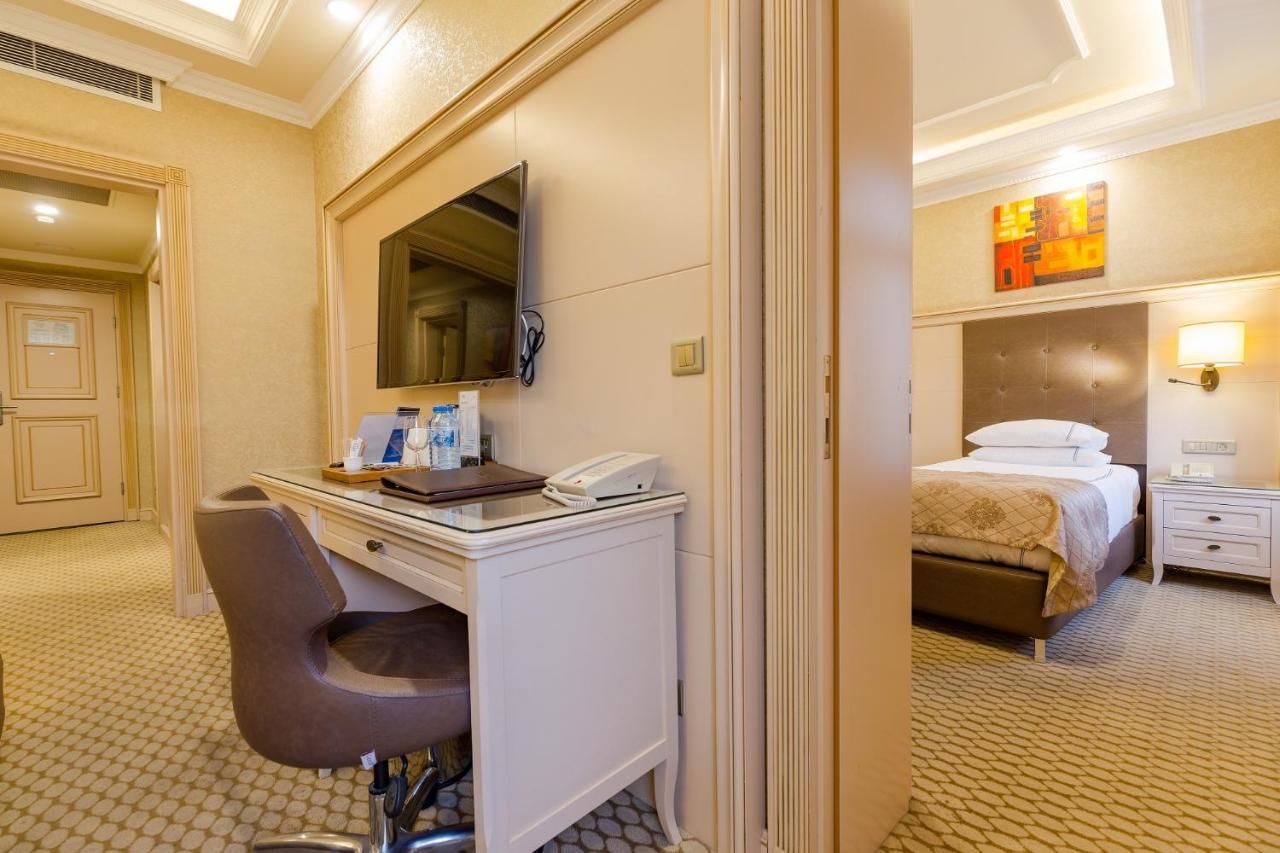 Отель Divan Suites Batumi Батуми-24