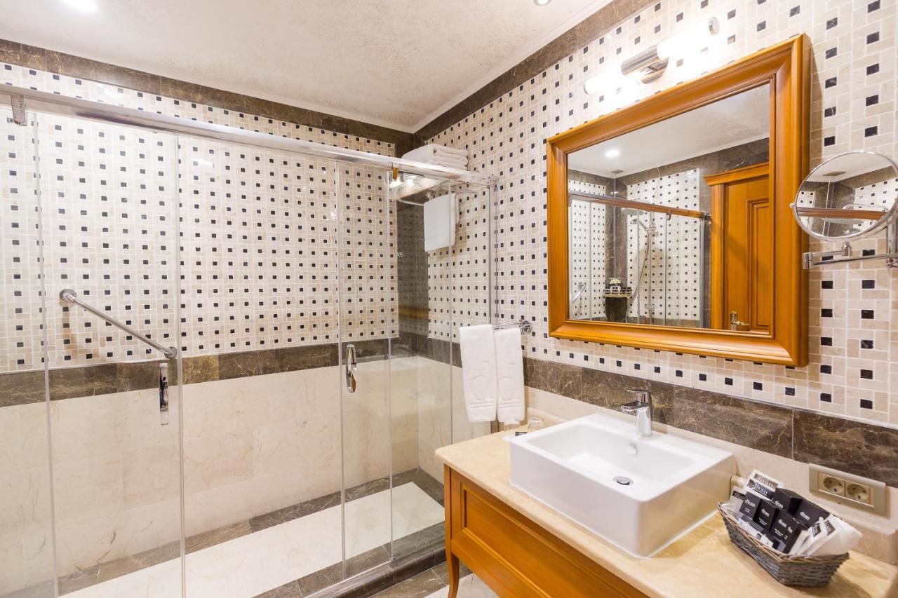 Отель Divan Suites Batumi Батуми-10