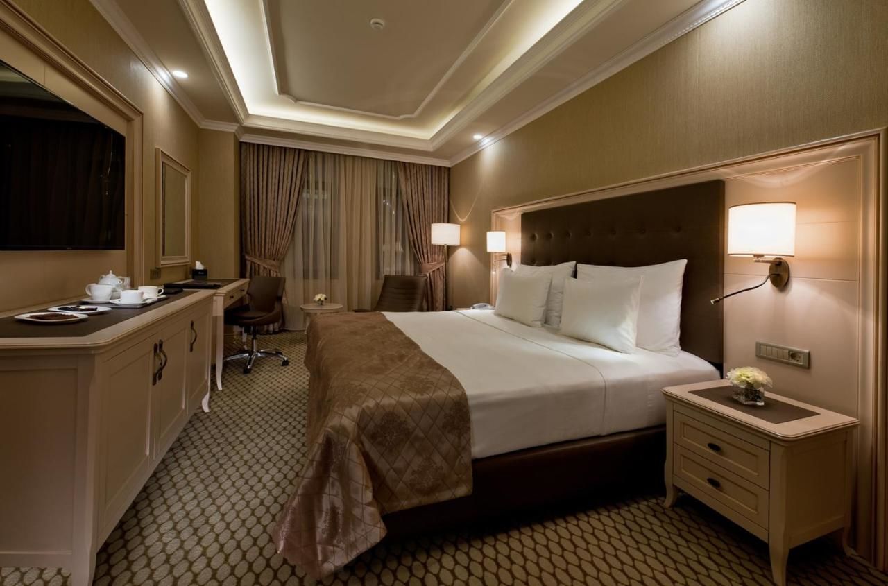 Отель Divan Suites Batumi Батуми-12