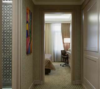 Отель Divan Suites Batumi Батуми Стандартный двухместный номер с 1 кроватью или 2 отдельными кроватями-2