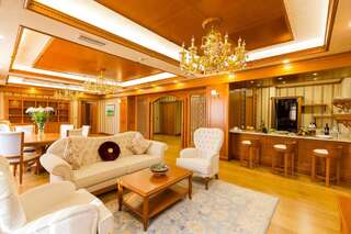 Отель Divan Suites Batumi Батуми-5