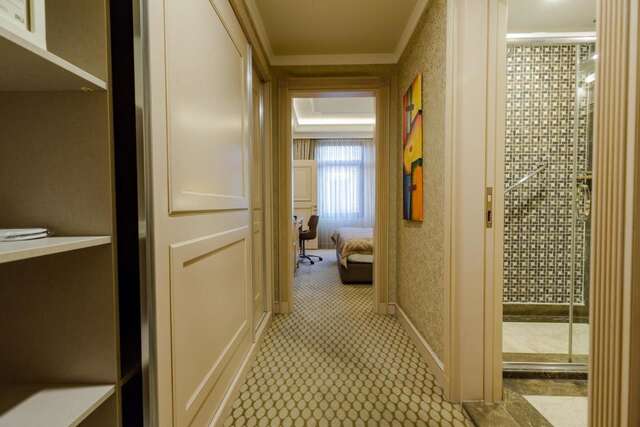 Отель Divan Suites Batumi Батуми-25