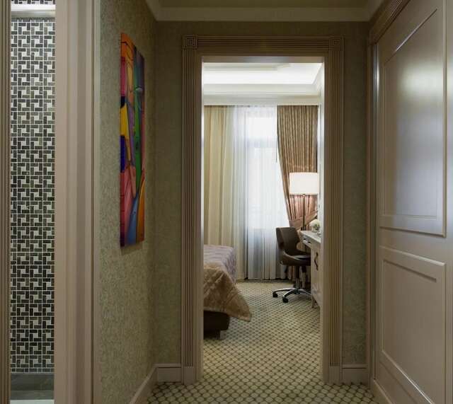 Отель Divan Suites Batumi Батуми-49