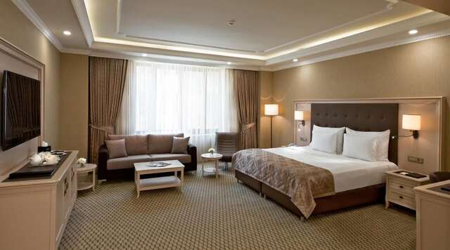 Отель Divan Suites Batumi Батуми-10